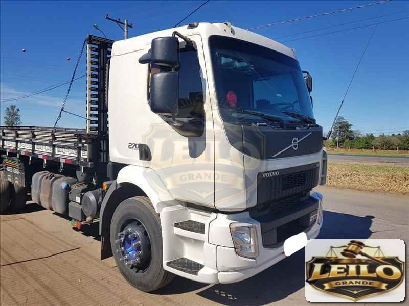 VOLVO VM 270 2019