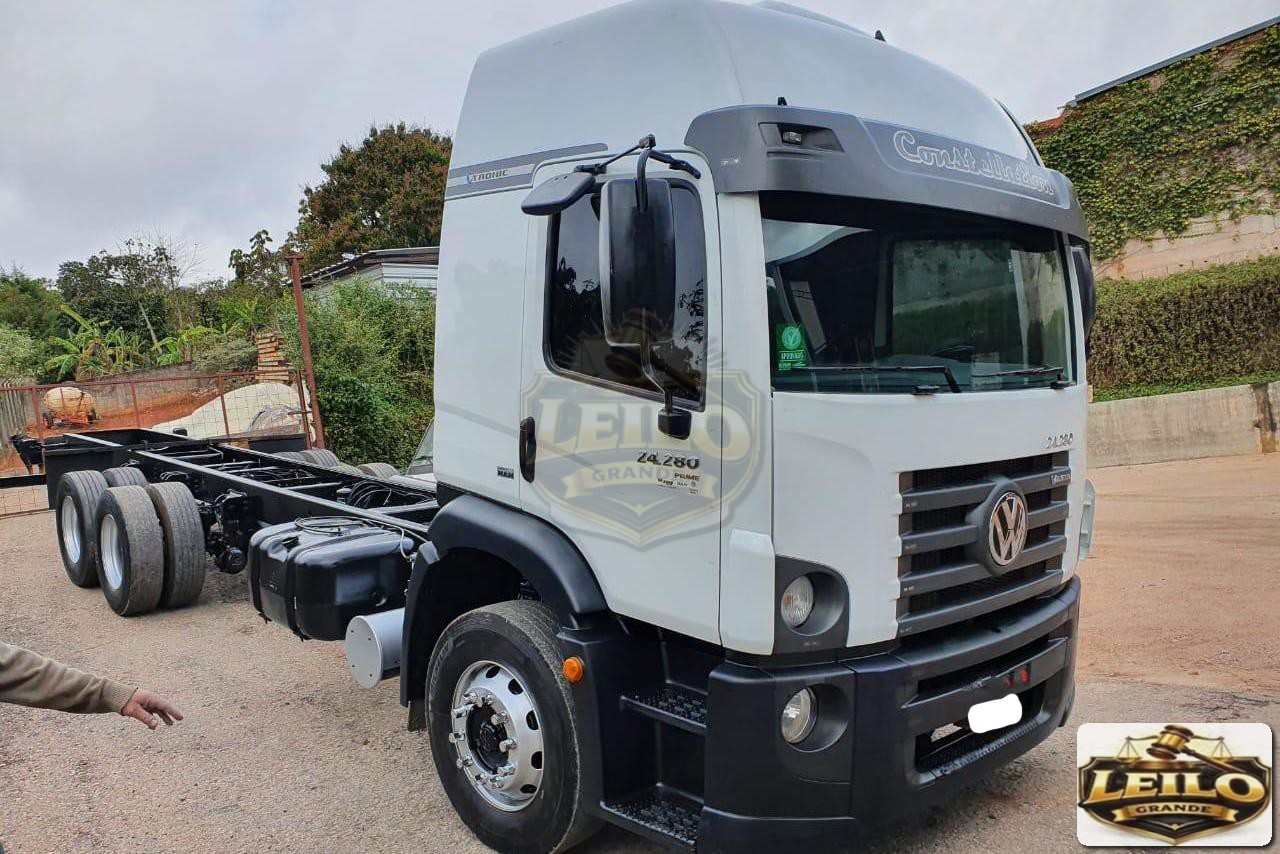VOLKSWAGEN 24 280 2018