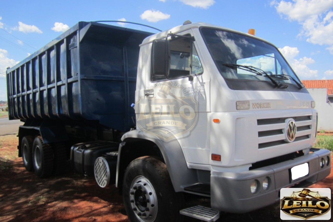 VOLKSWAGEN 26 220 2010