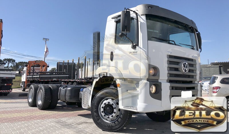 VOLKSWAGEN 31 390 2017 –6X4– NO CHASSI