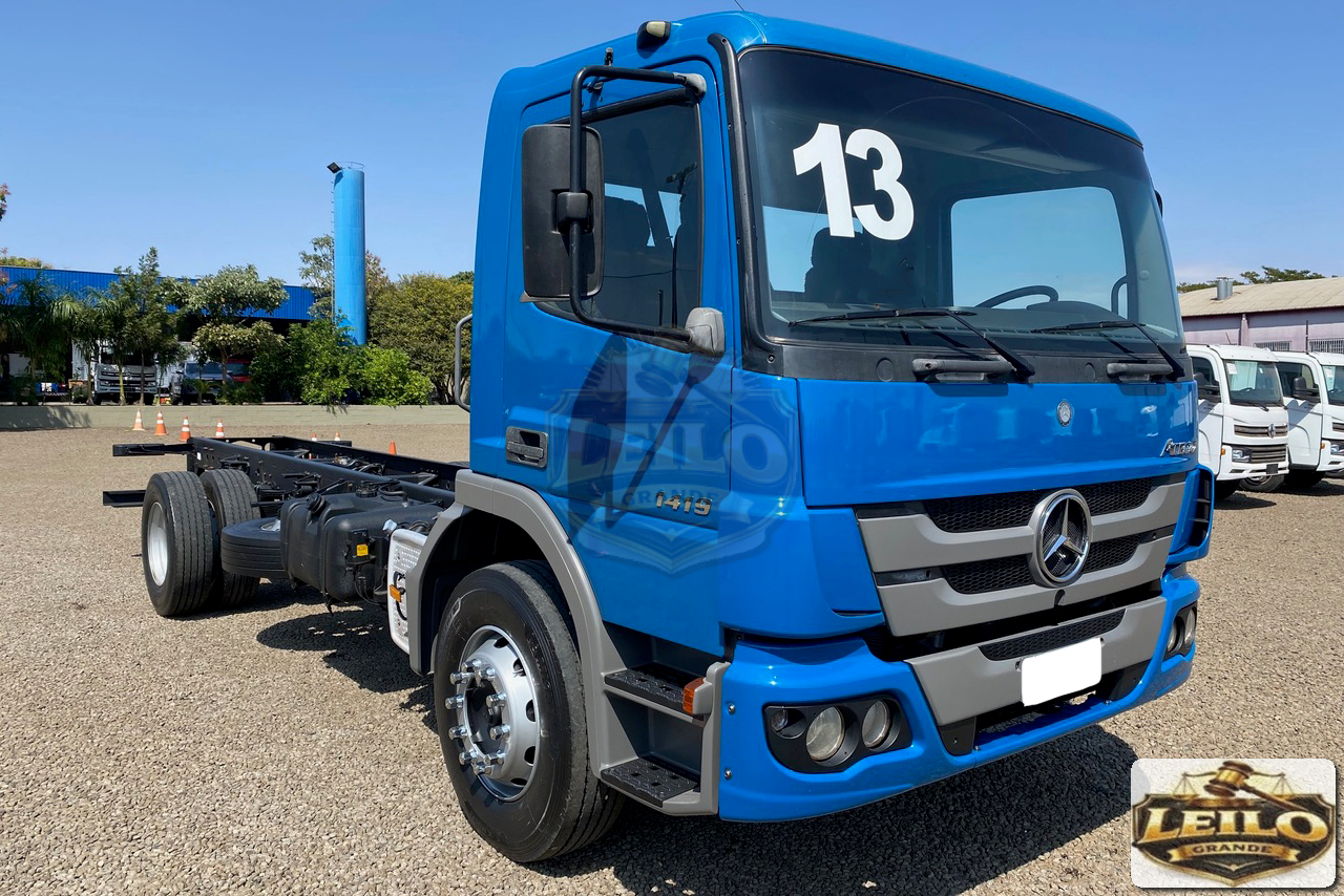 MERCEDES BENZ MB1419 2013
